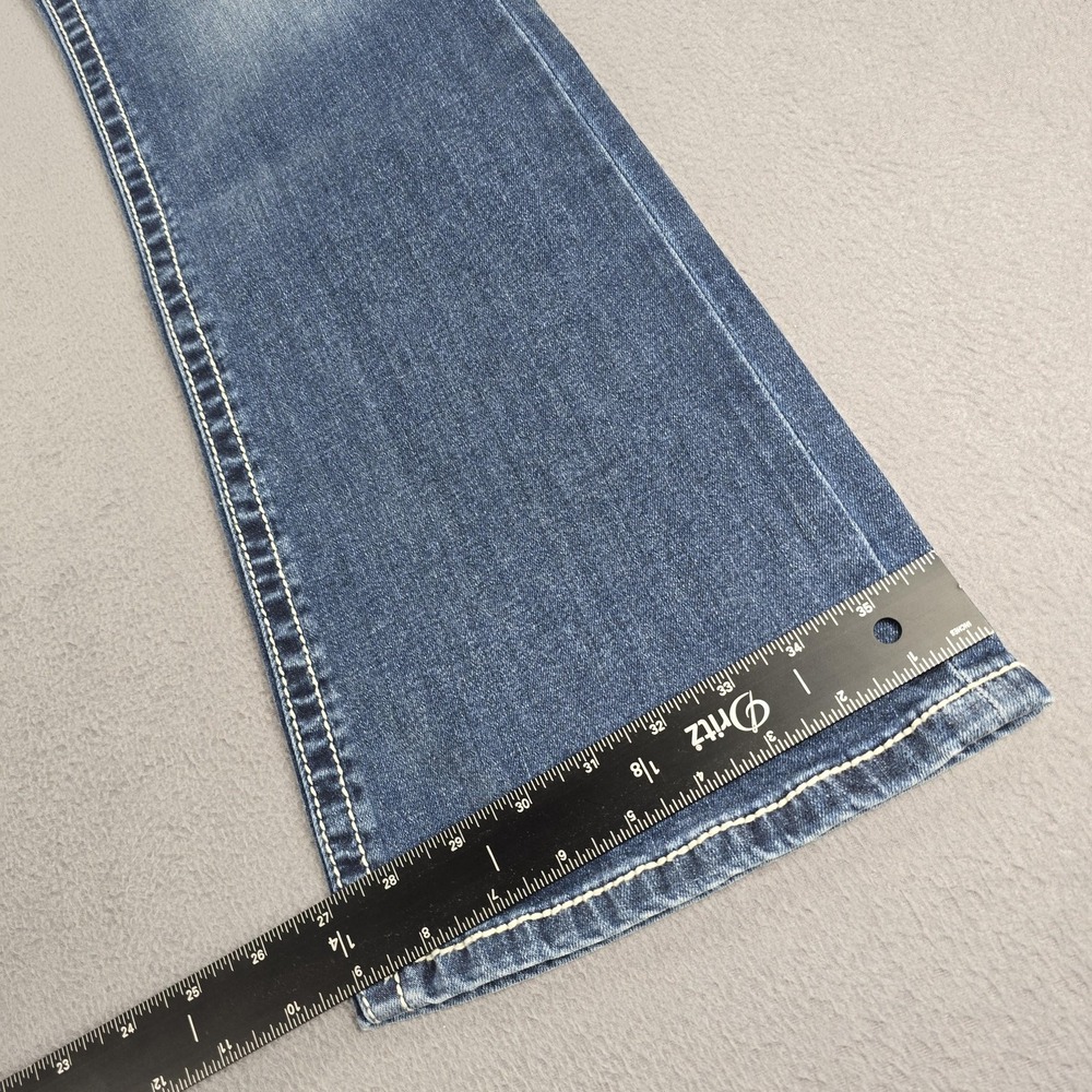 Miss Me Jeans Womens 31x32 Blue Mid Rise Bootcut Embroidered Pockets Denim NWT - Picture 11 of 13